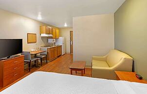 Extended Stay America Select Suites - Kansas City - Stadium