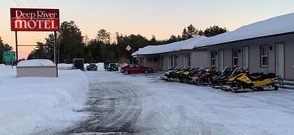Deep River Motel
