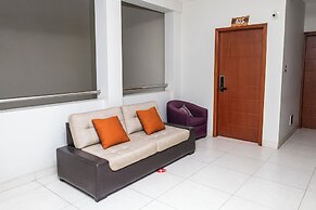 El Cacique Hotel