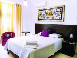 El Cacique Hotel