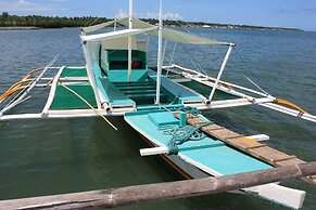 Hagnaya Beach Resort and Restaurant