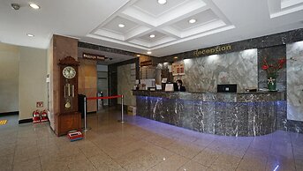 Insadong Crown Hotel