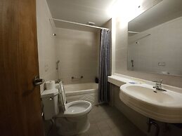 Insadong Crown Hotel