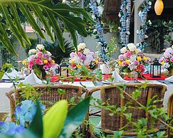 Hibiscus Garden Resort