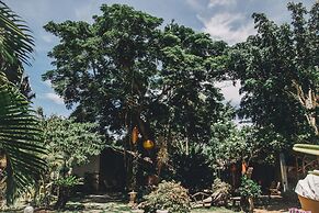 Hibiscus Garden Resort