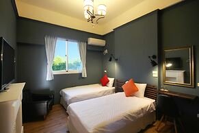 I'm Here B&B-Peng's family