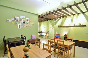 I'm Here B&B-Peng's family