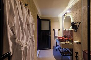 Lill Maison Hotel & City Club
