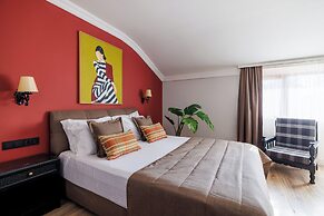 Lill Maison Hotel & City Club