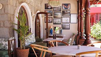 Lill Maison Hotel & City Club