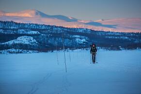 Abisko Guesthouse  & Activities
