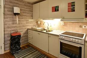 Abisko Guesthouse  & Activities