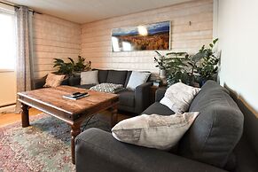 Abisko Guesthouse  & Activities