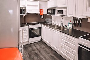 Abisko Guesthouse  & Activities