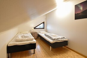 Abisko Guesthouse  & Activities