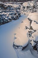 Abisko Guesthouse  & Activities