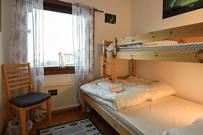 Abisko Guesthouse  & Activities