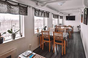 Abisko Guesthouse  & Activities