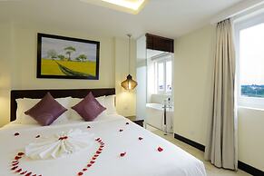 River Suites Hoi An Hotel