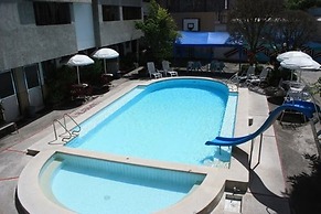Hotel Supreme Convention Plaza
