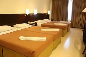 Hotel Supreme Convention Plaza