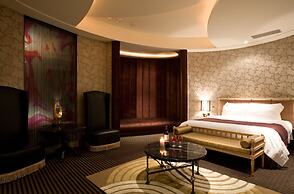 Yes Motel City Resort Paradise