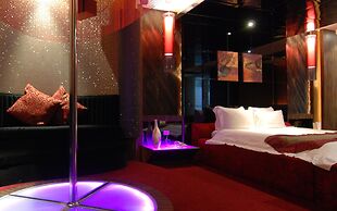 Yes Motel City Resort Paradise