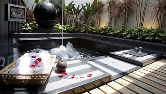 Yes Motel City Resort Paradise