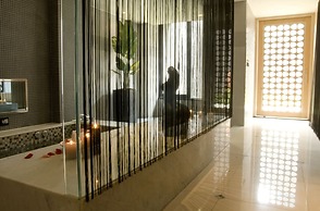 Yes Motel City Resort Paradise