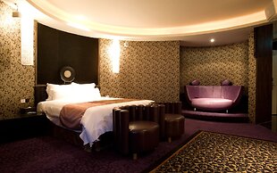 Yes Motel City Resort Paradise