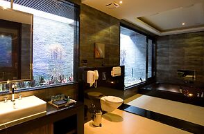 Yes Motel City Resort Paradise