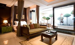 Yes Motel City Resort Paradise