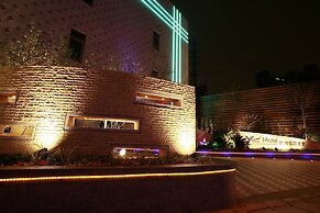 Yes Motel City Resort Paradise