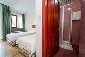 Belcehan Beach Hotel