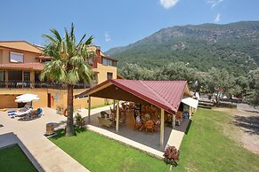 Belcehan Beach Hotel