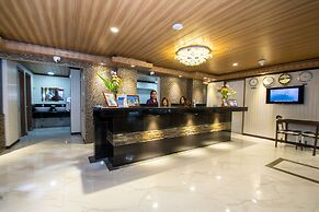 Diamond Water Edge Resort