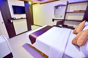 Diamond Water Edge Resort