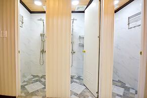 Diamond Water Edge Resort