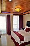 Diamond Water Edge Resort