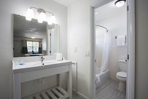 Regency Inn & Suites