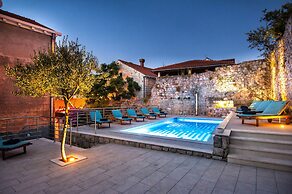 California Apartments