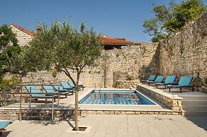 California Apartments