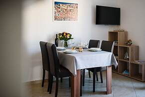 California Apartments