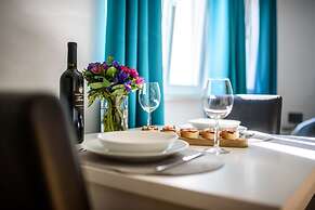 California Apartments