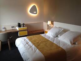 Kyriad Prestige Pau - Zenith - Palais Des Sports