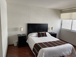 Grupo Kings Suites Chimborazo