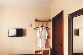 Shale on Komsomolskiy