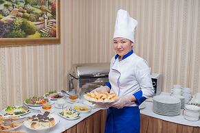 City Hotel Tien Shan