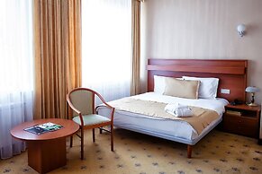 City Hotel Tien Shan