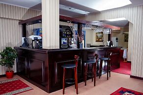 City Hotel Tien Shan